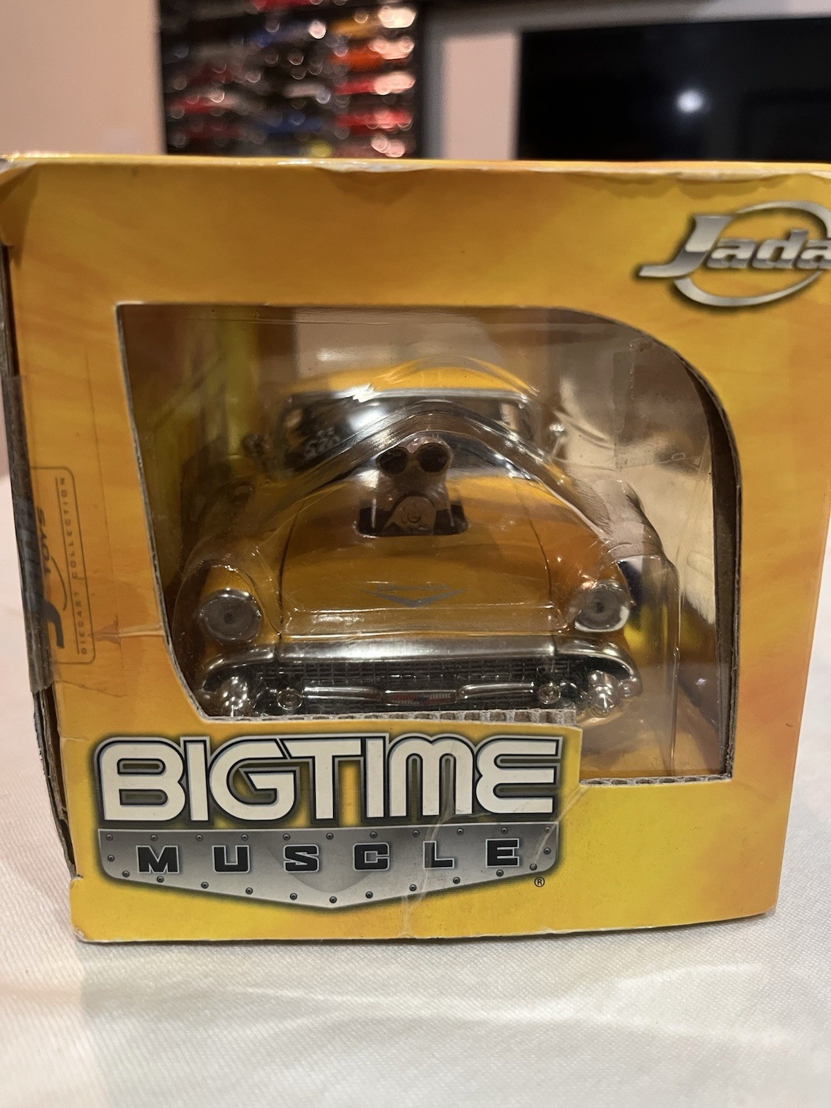 1:24 Jada 1957 Chevy Belair Yellow With Blower New In Box