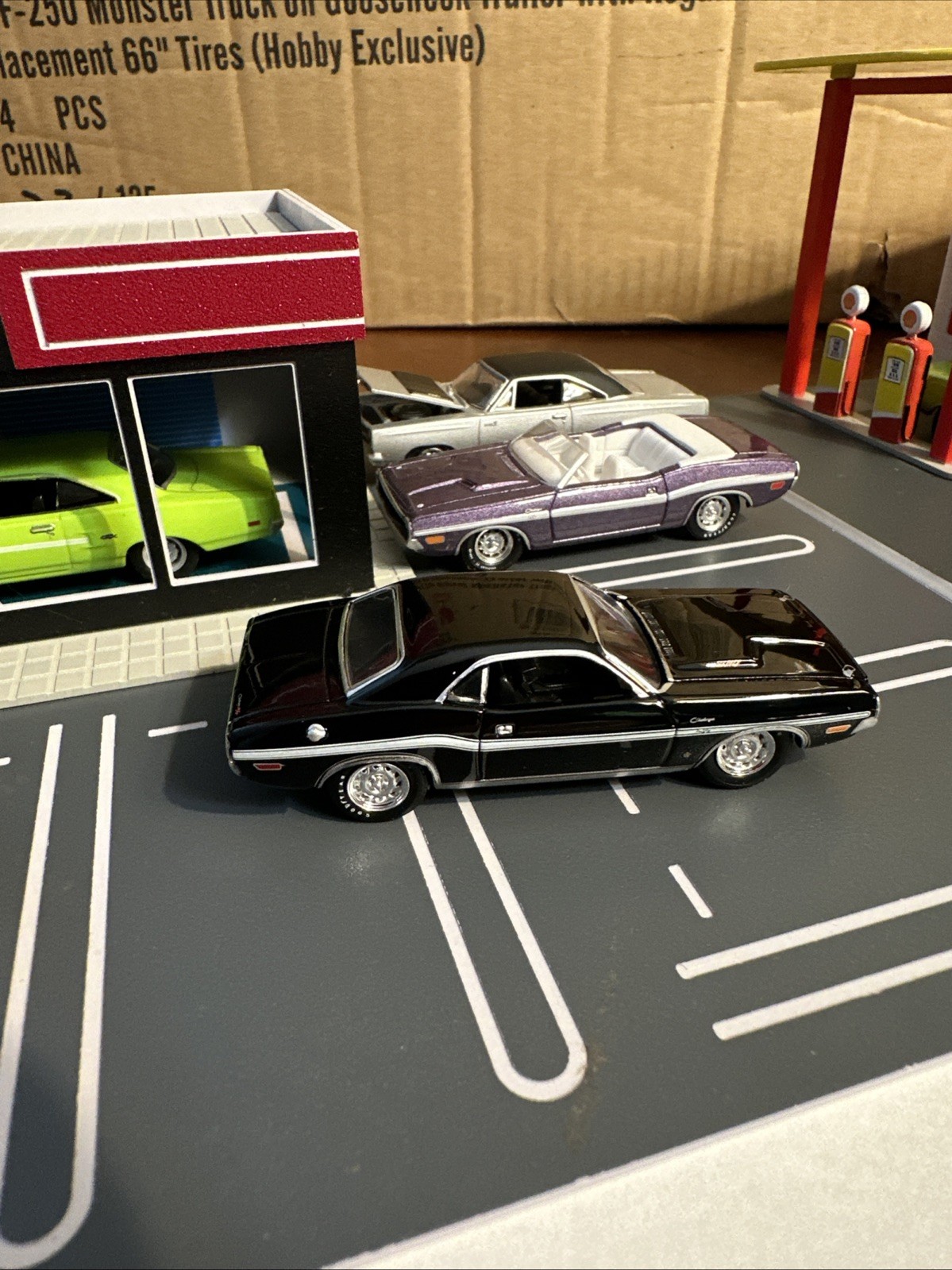 2025 Greenlight 1970 Dodge Challenger R/T 1/64 Adult Collectible Black Loose