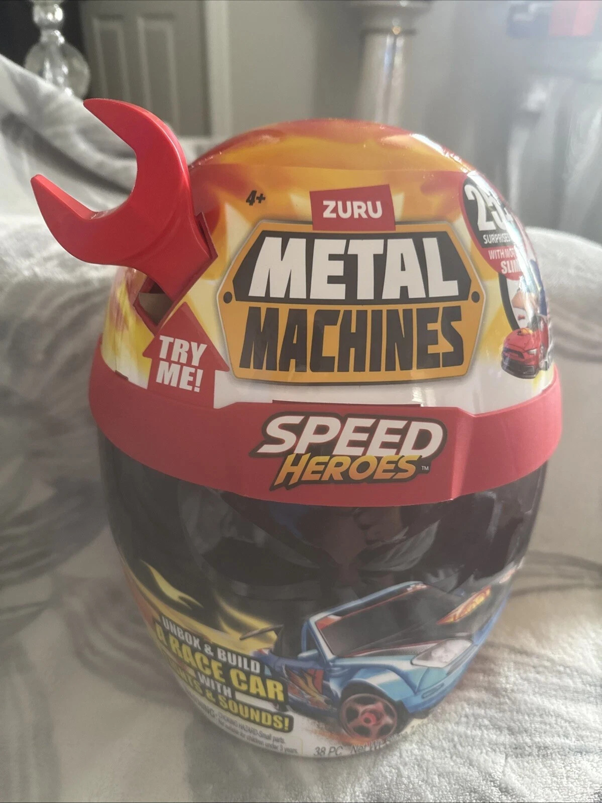 Metal Machines Speed Heroes Red Zuru 20+ Surprises Build Your Car 2 new