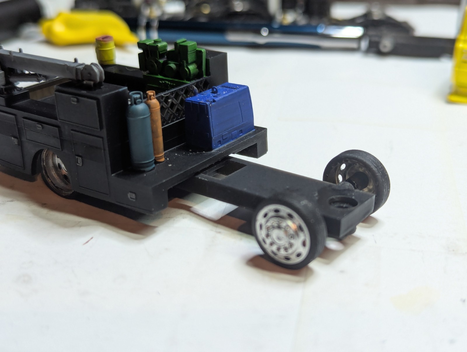 1/64 Scale Custom 3D printed M2 C-60 Welding Rig Bed And Base