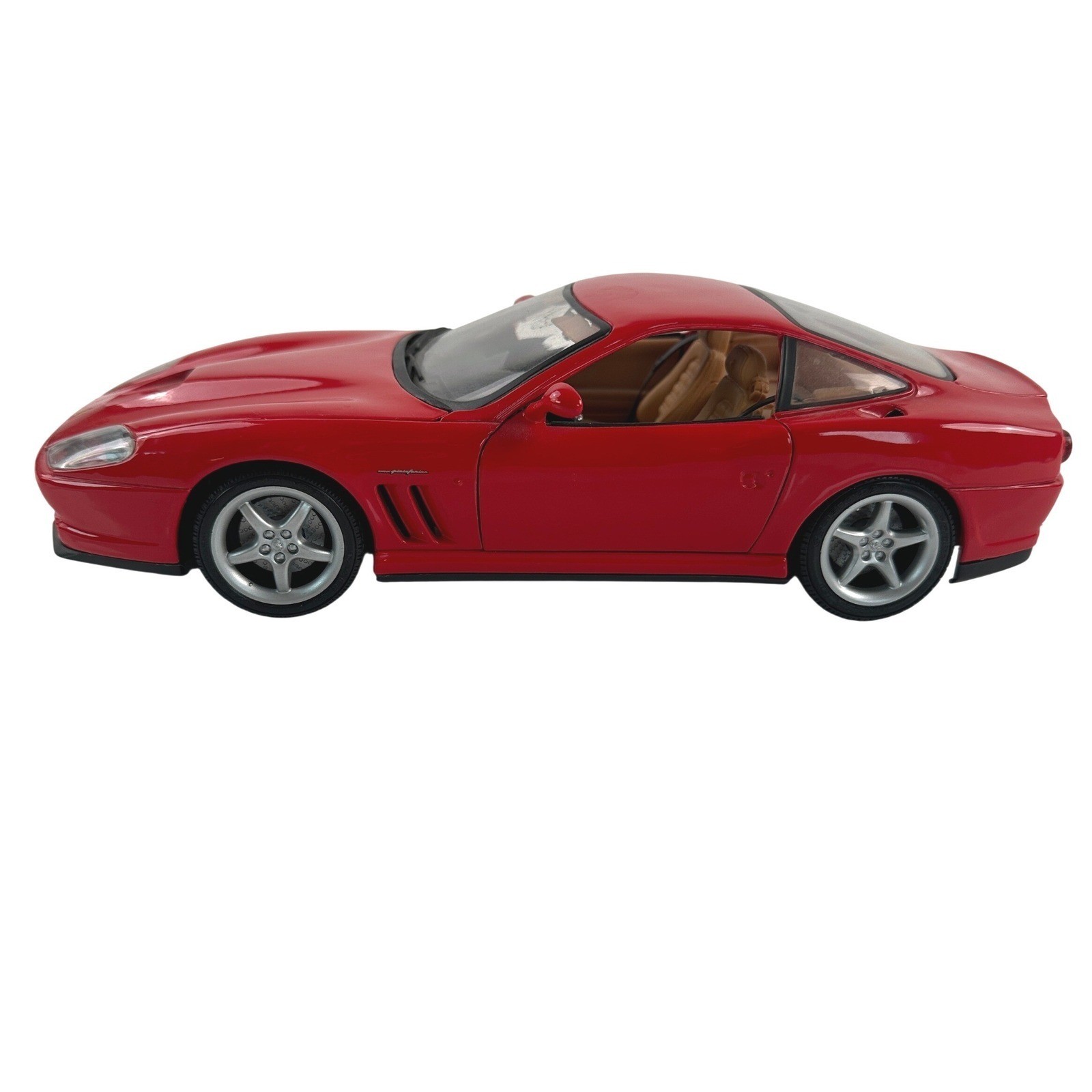 Ferrari Diecast Model Car Red 550 Maranello Pininfarina 1:18 Rosso Corsa