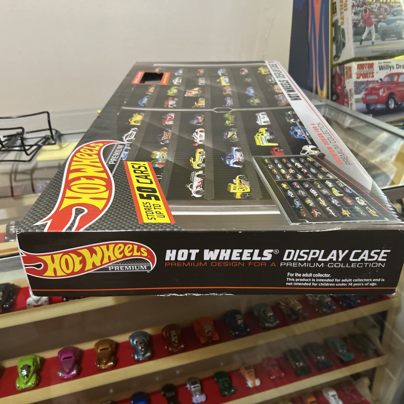 Hot Wheels Premium Display Case With Exclusive ‘55 Chevy Bel Air New Sealed