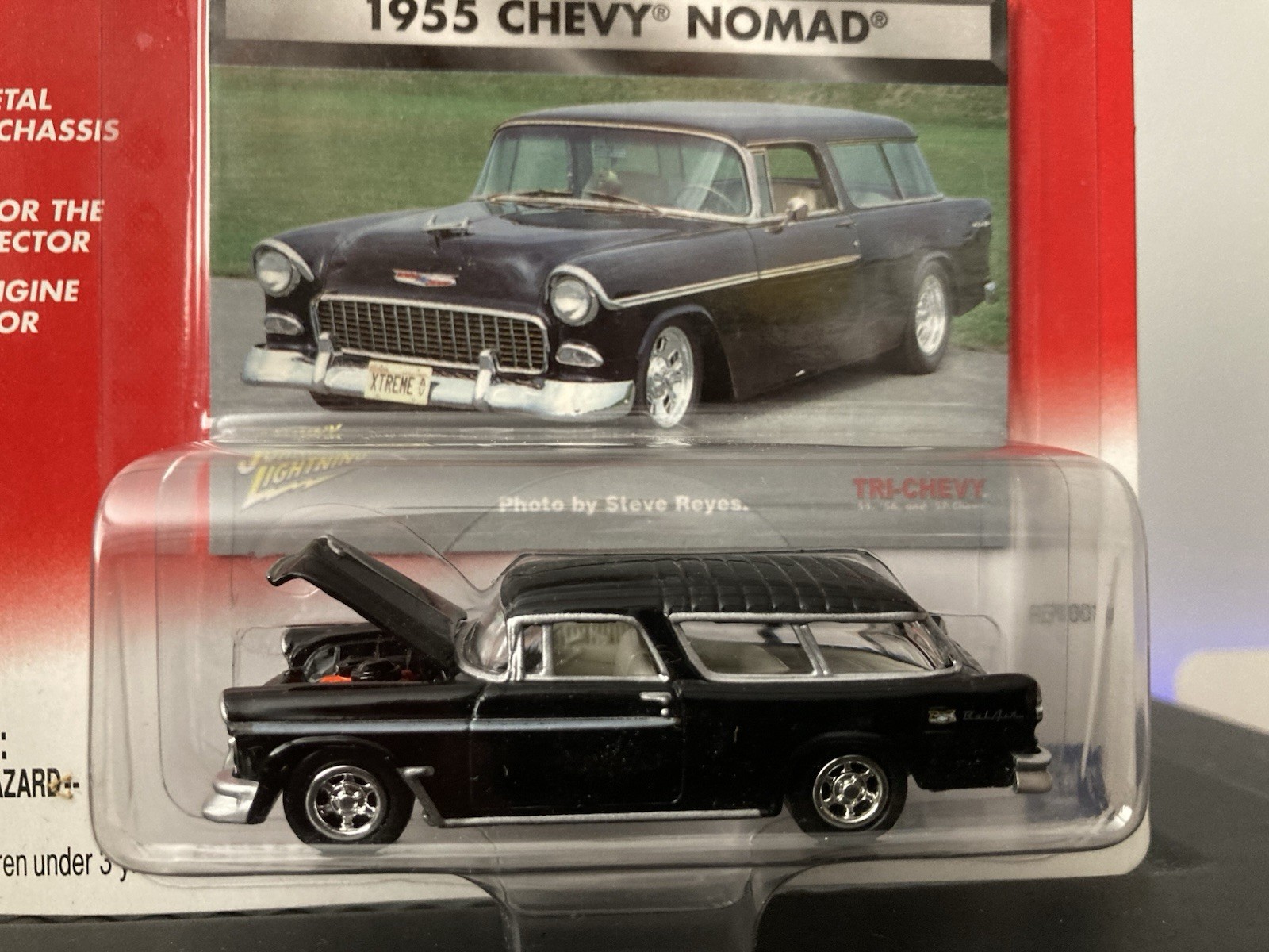 1955 Chevy Nomad 1:64 Scale Diecast By Johnny Lightning