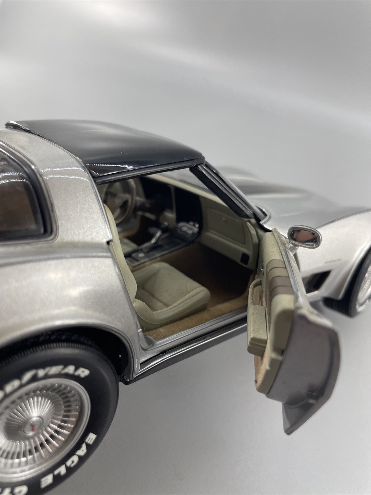 Car AUTO Art Diecast Minicar Corvette Stingray Cabriolet #79b581