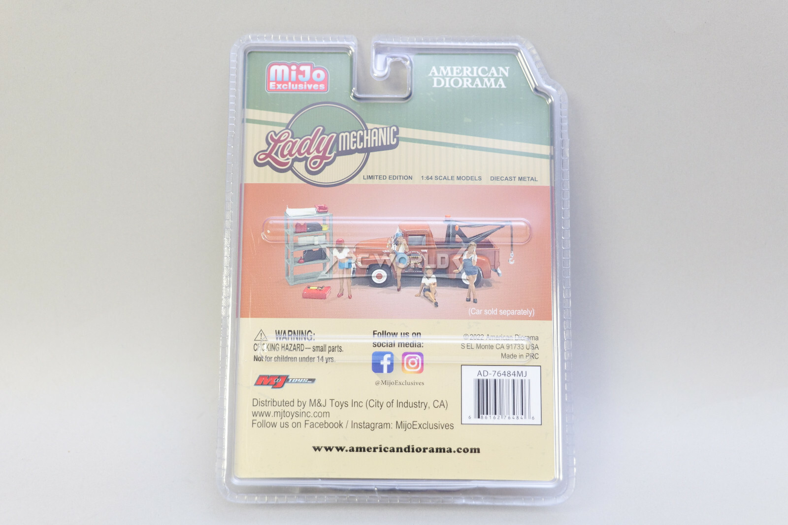 American Diorama 1/64 LADY MECHANICS Die Cast FIGURES