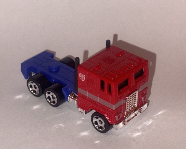 HOT WHEELS Loose Optimus Prime (Red Version)