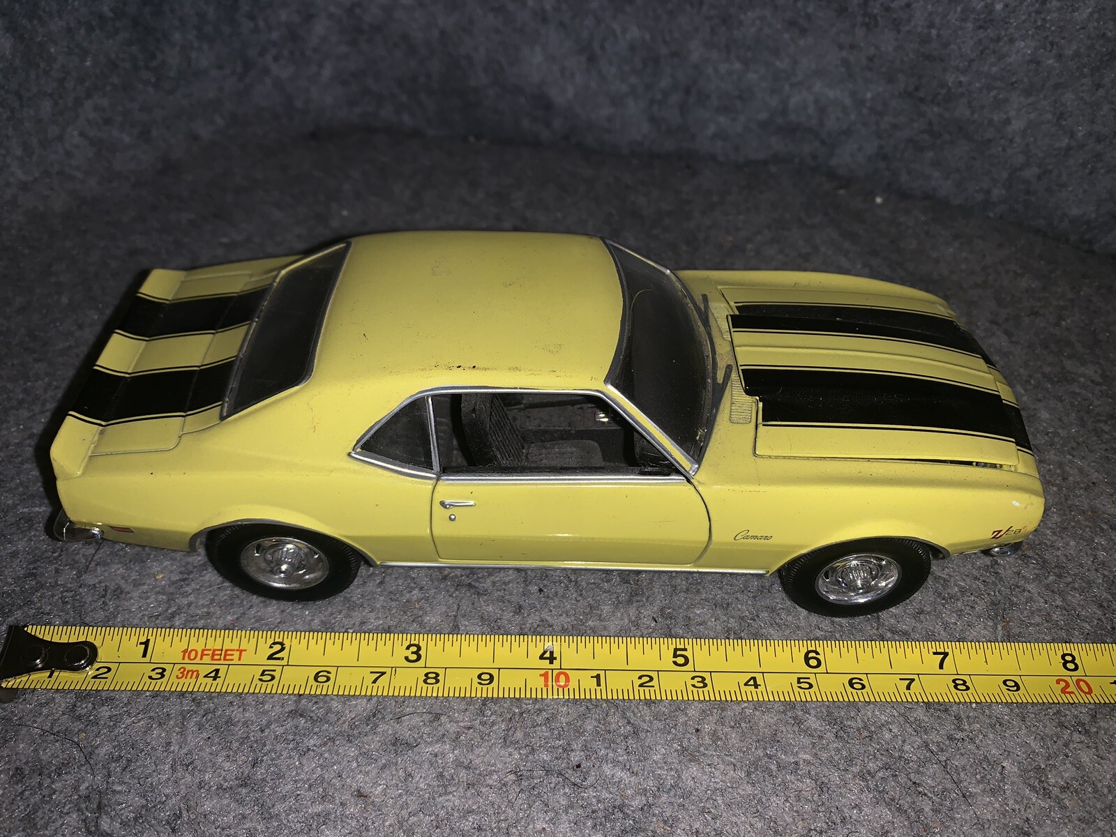 1968 Camaro Z28 1/24 Scale Die Cast and Plastic Model Car (Lot #1054A)