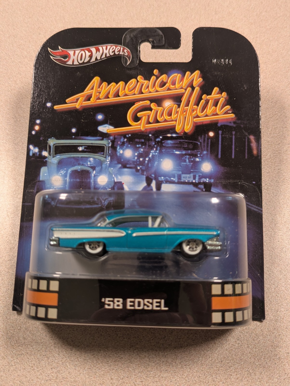 Hot Wheels Retro Entertainment American Graffiti ’58 Ford Edsel 1:64 Real Riders
