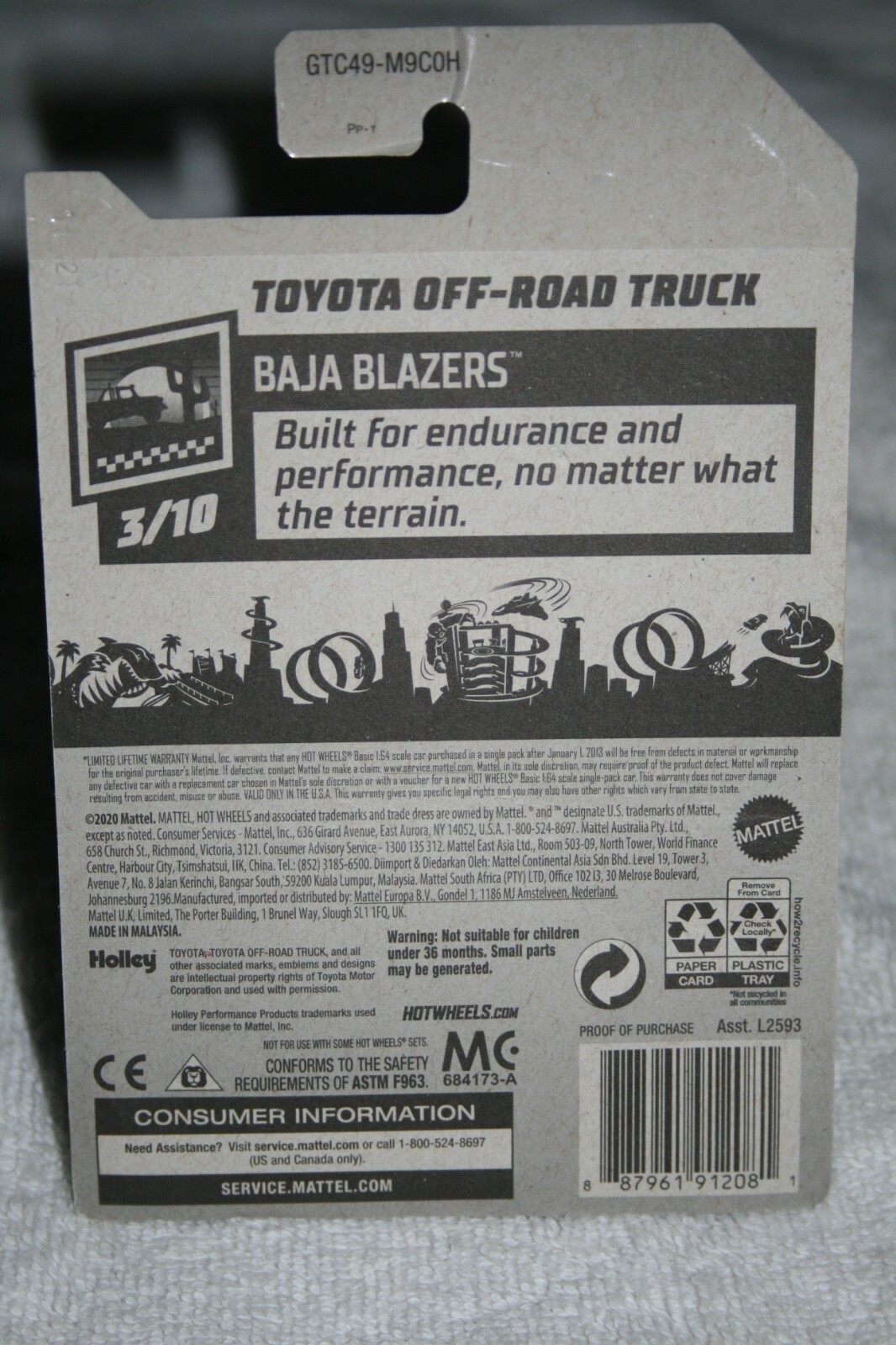 Hot Wheels RED 2015 Toyota Off Road Race Truck #4/250 Baja Blazers #3/10 MATTEL