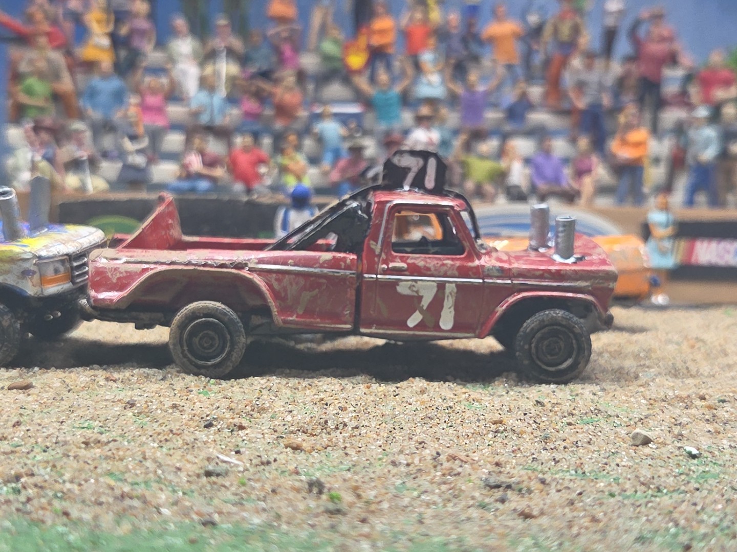 DEMO DERBY CUSTOM DEMOLITION Truck #71 1979 FORD F250 1/64 Junk Yard RANGER XLT