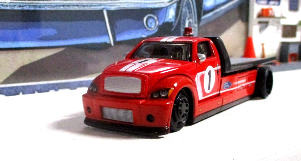 Maisto Design Elite Flatbed Transport New/Loose Metal/Plastic Rubber Tires!