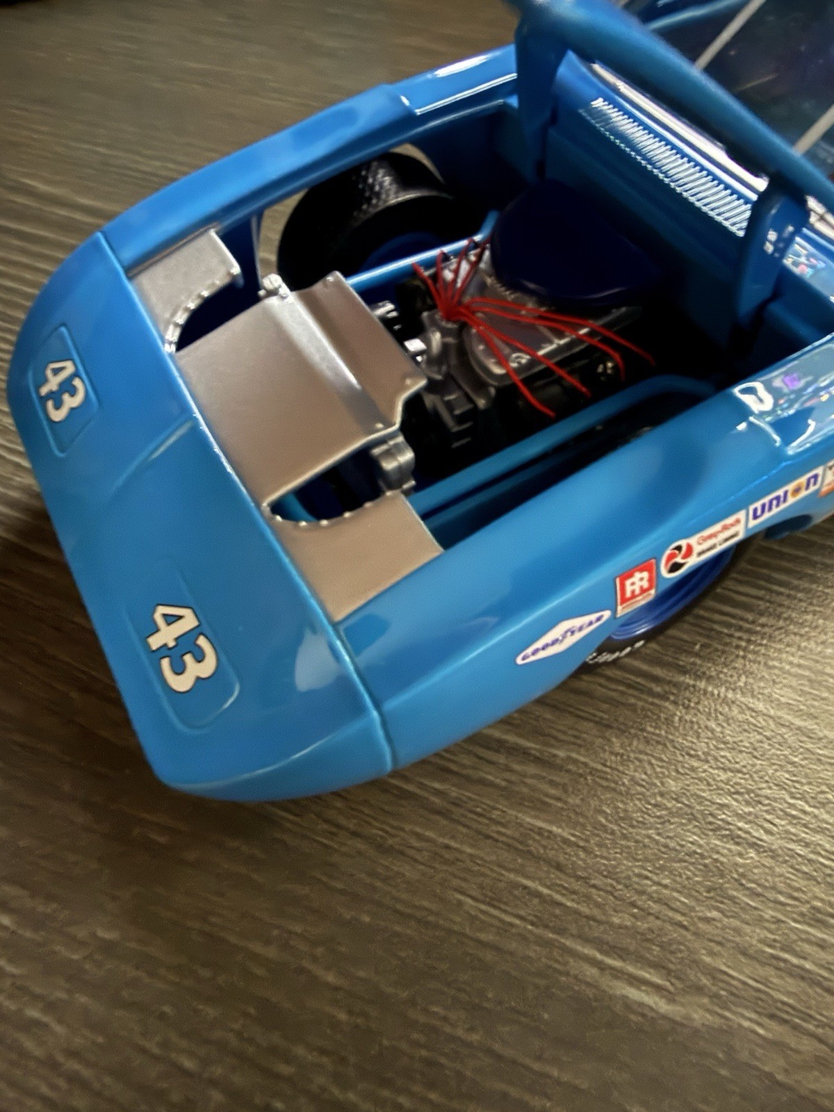 Racing Champions 1:24 Richard Petty 1970 Plymouth Superbird #43 Limited Edition