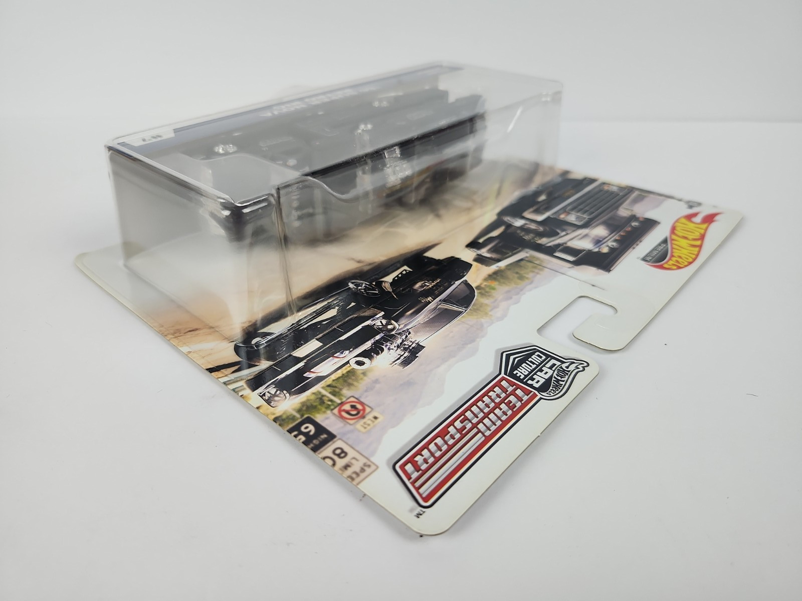Hot Wheels ’66 Super Nova & Retro Rig Black Hole #7 Team Transport Car Culture
