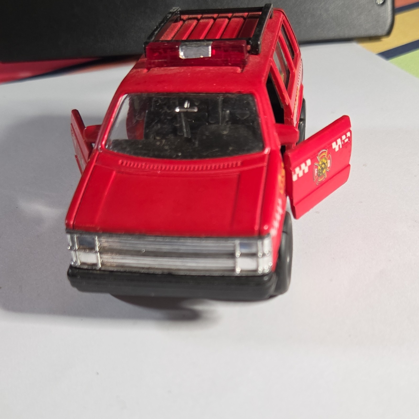 Fire Dept Diecast SUV Fire Vehicle Toy Red/White Opening Doors