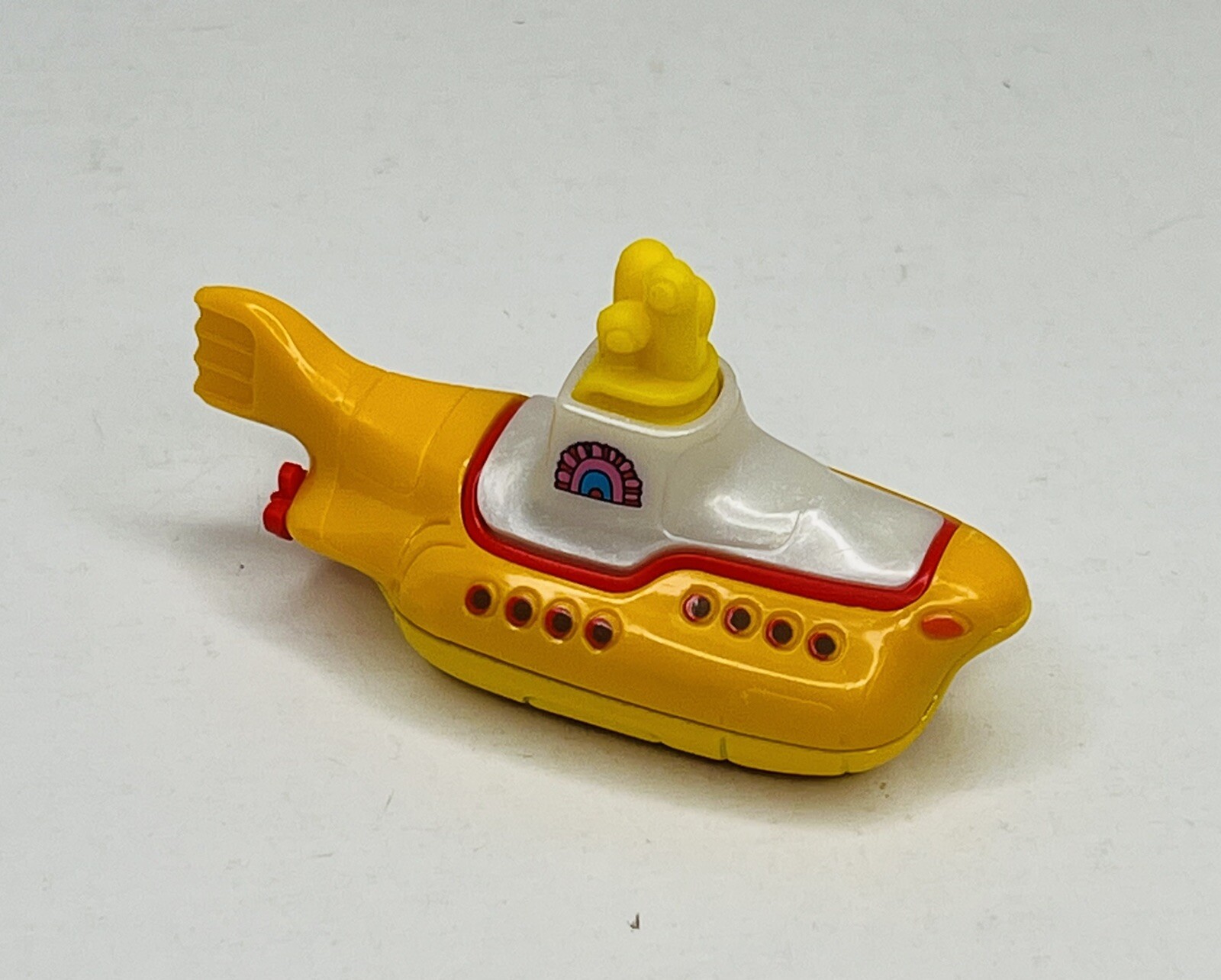 Hot Wheels The Beatles Yellow Submarine #225 Loose-Display HW Screen Time