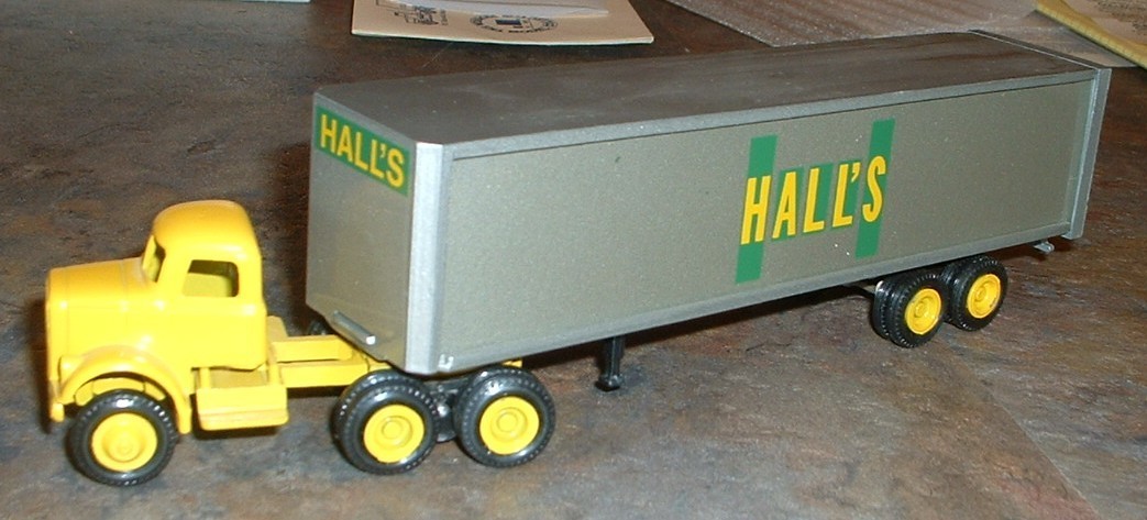 Hall’s Motor Transit ’79 Winross Truck
