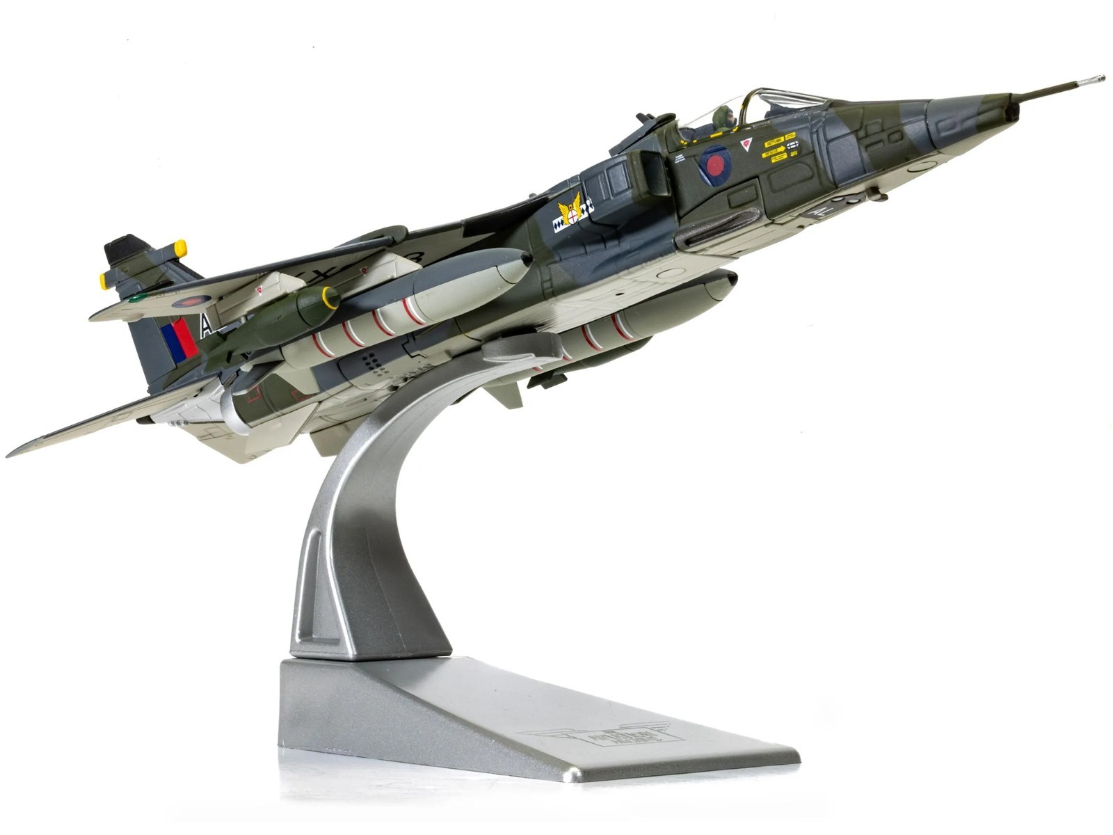 SEPECAT JAGUAR GR.1 AIRCRAFT “RAF GERMANY” (1976) 1/72 DIECAST BY CORGI AA35417