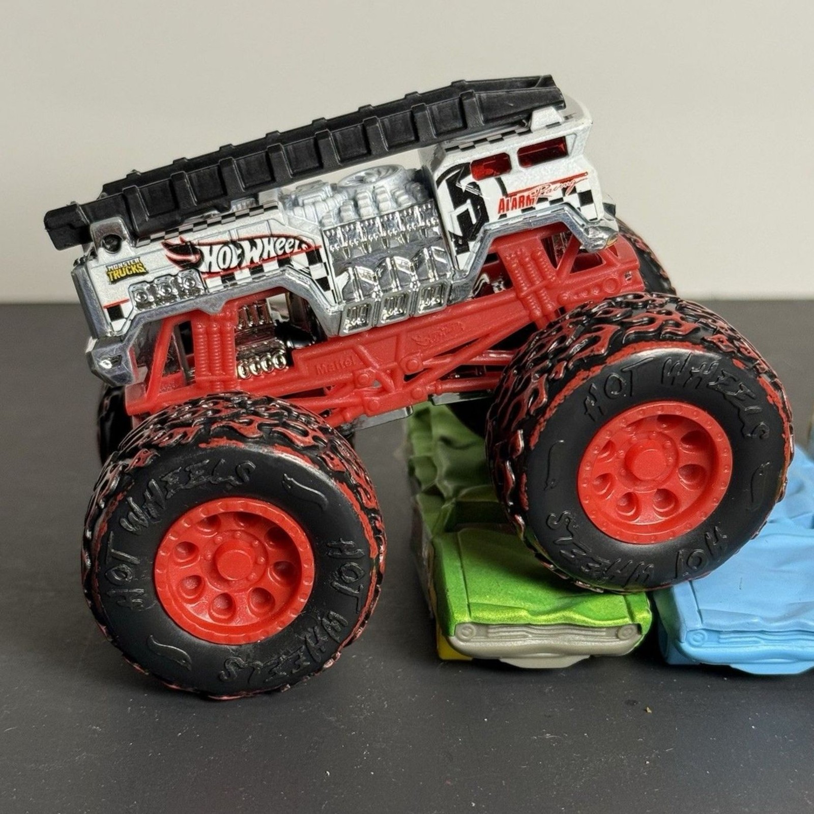 2022 HOT WHEELS MONSTER TRUCKS 5 ALARM FIRE TRUCK, TWISTED TREADS #3/7, HW #45