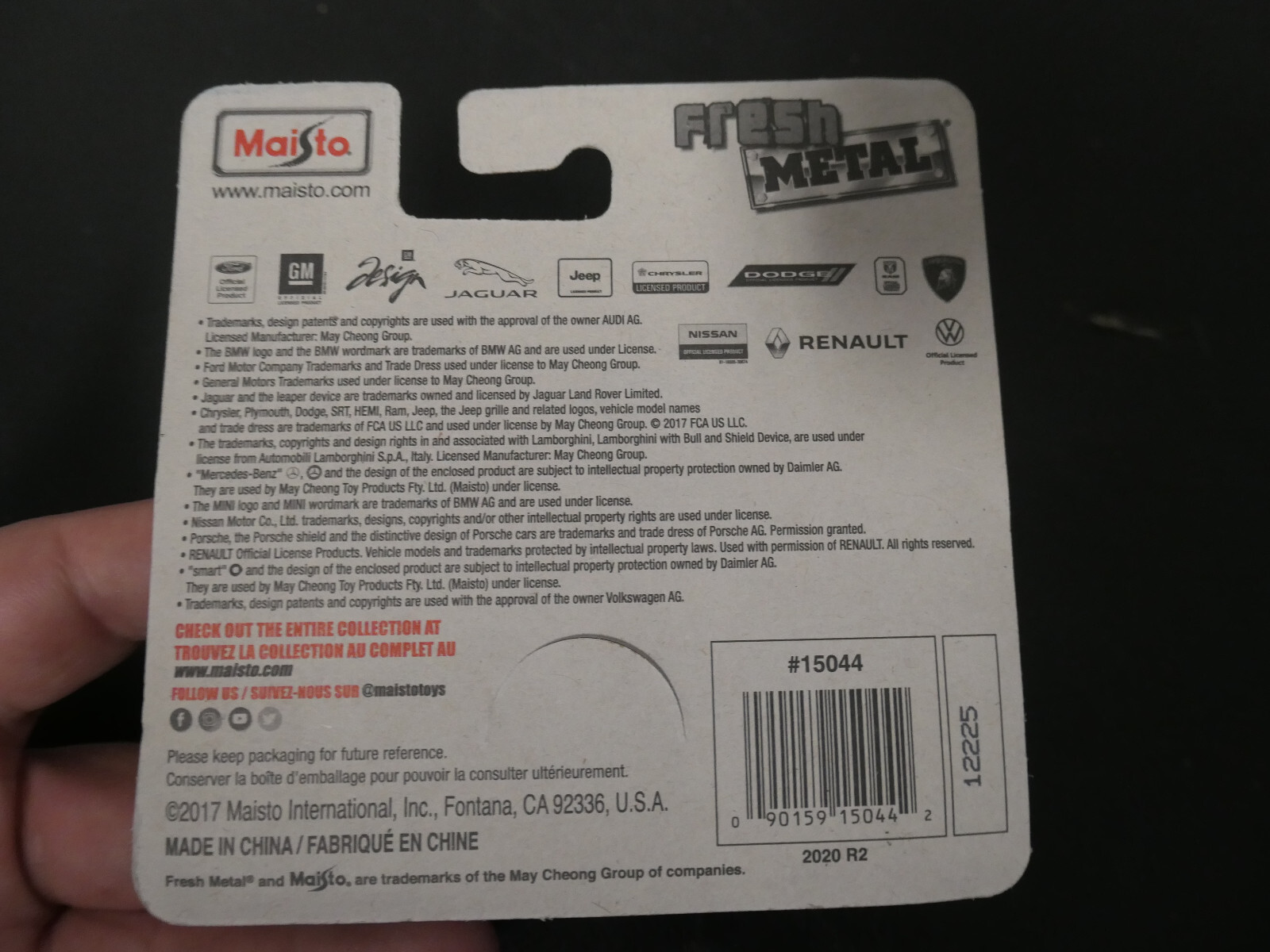 MAISTO #15044 Red 1:64 Scale 12225
