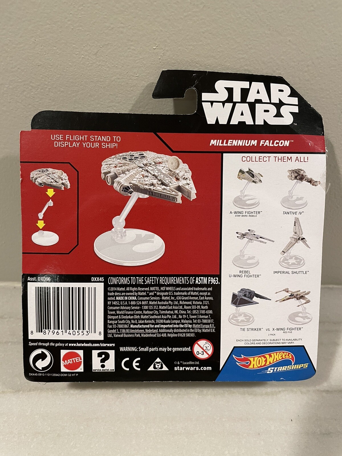 Hot Wheels Disney Millennium Falcon Star Wars Star Fighters Die-Cast with Stand