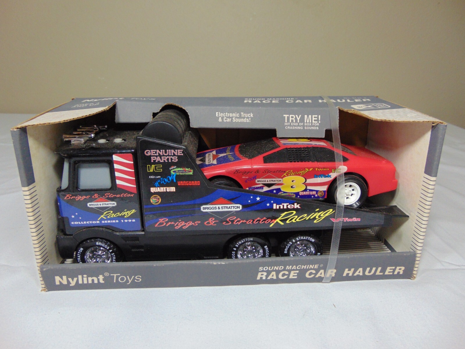 RARE 1997 NYLINT 9135Z FORD THUNDERBIRD RACE HAULER BRIGGS & STRATTON PROMO