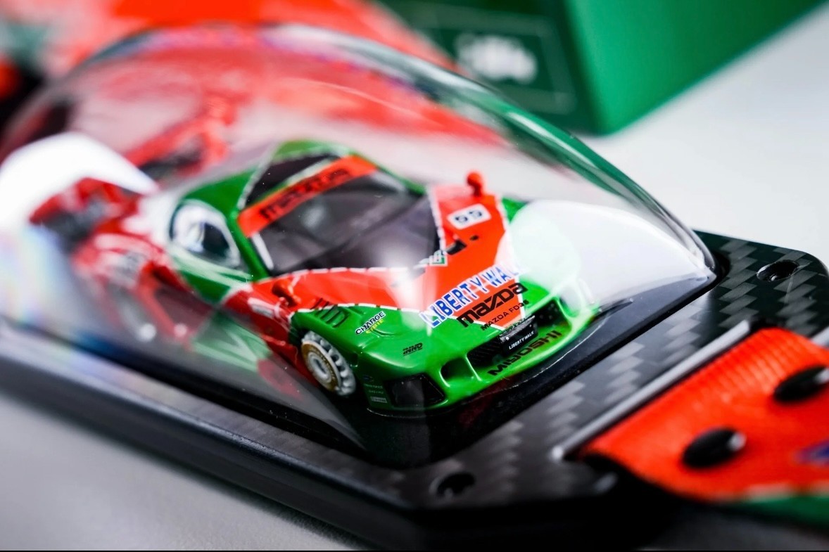 INNO64 D/STANS LB-SUPERSILHOUETTE FD3S Limited Wearable Model Car Sealed