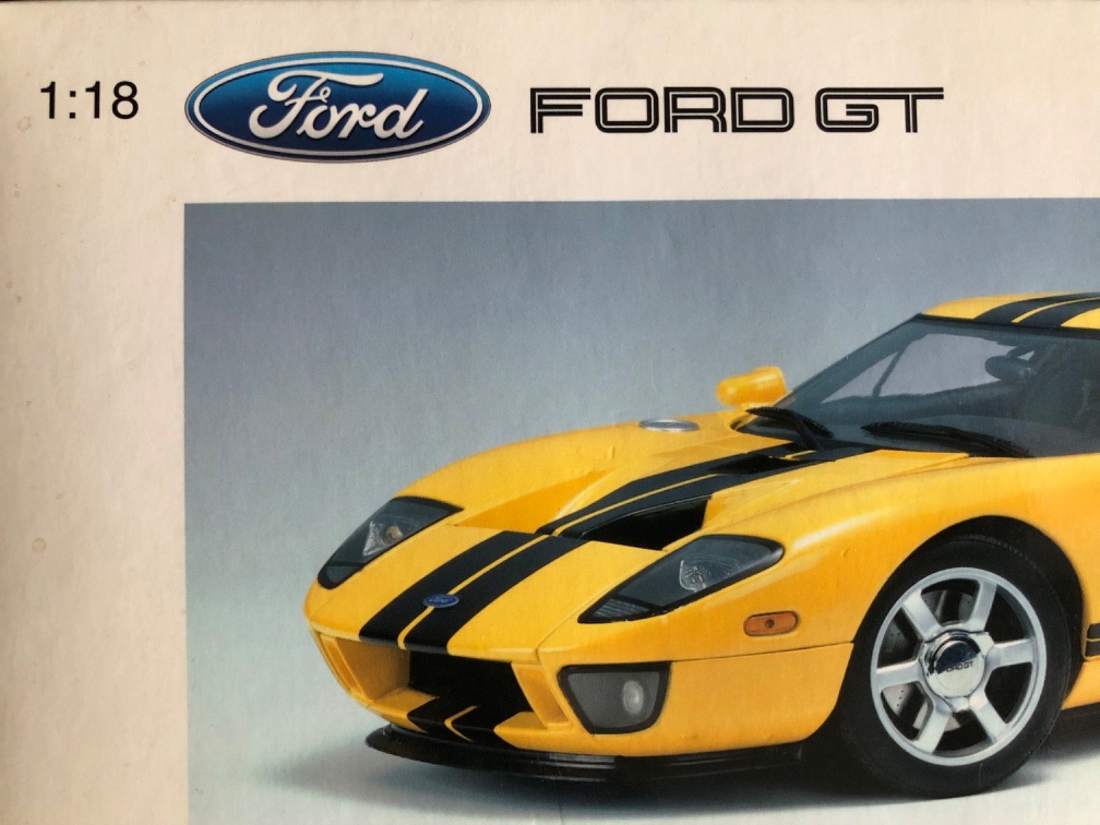 AUTO art Millennium 2004 Ford GT Yellow w/Black Stripes *NIB* 1:18