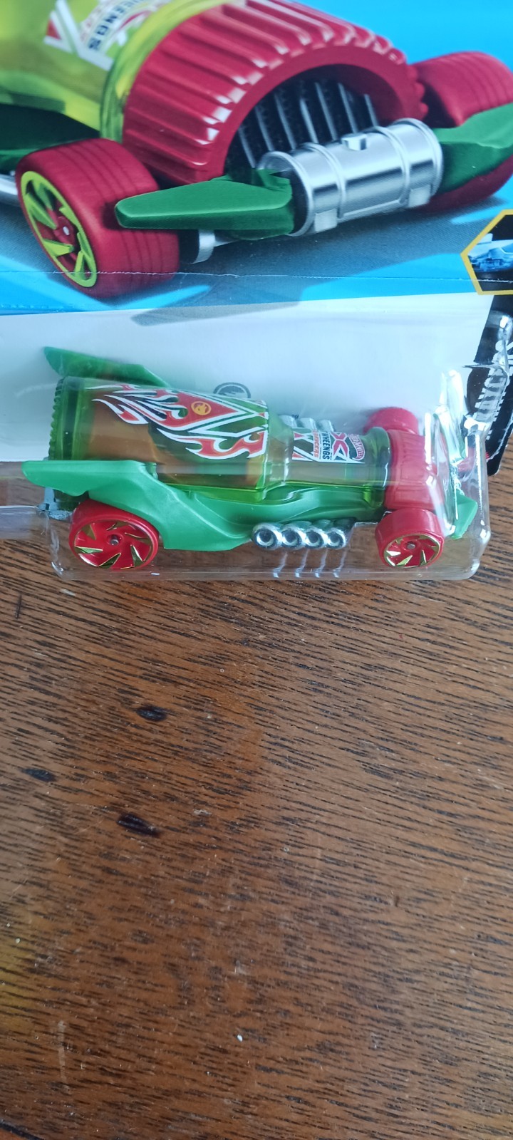 Hot Wheels N.I.P. new in package HOT WHEENGS Regular Treasure Hunt 2026 H.t.f.