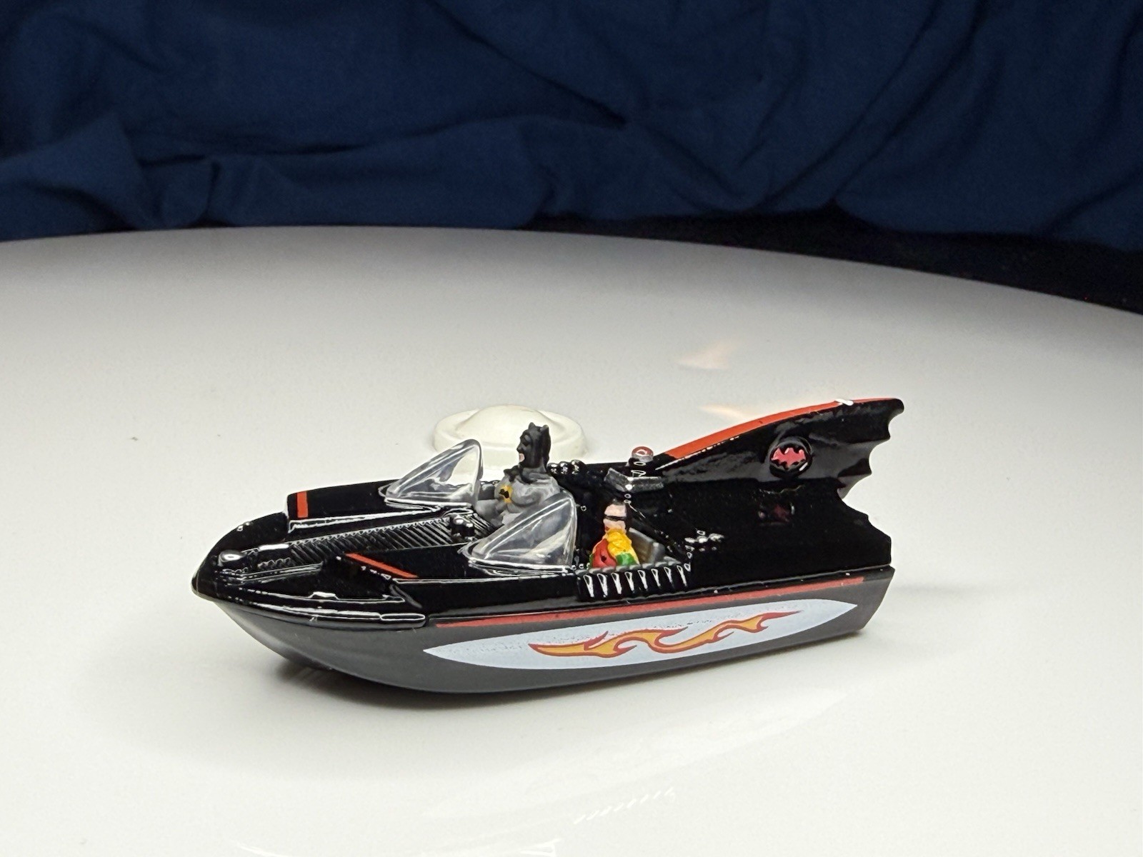 2026 New Hot Wheels 1966 Black Bat Boat Customized Sealed W/ Batman & Robin🔥🔥