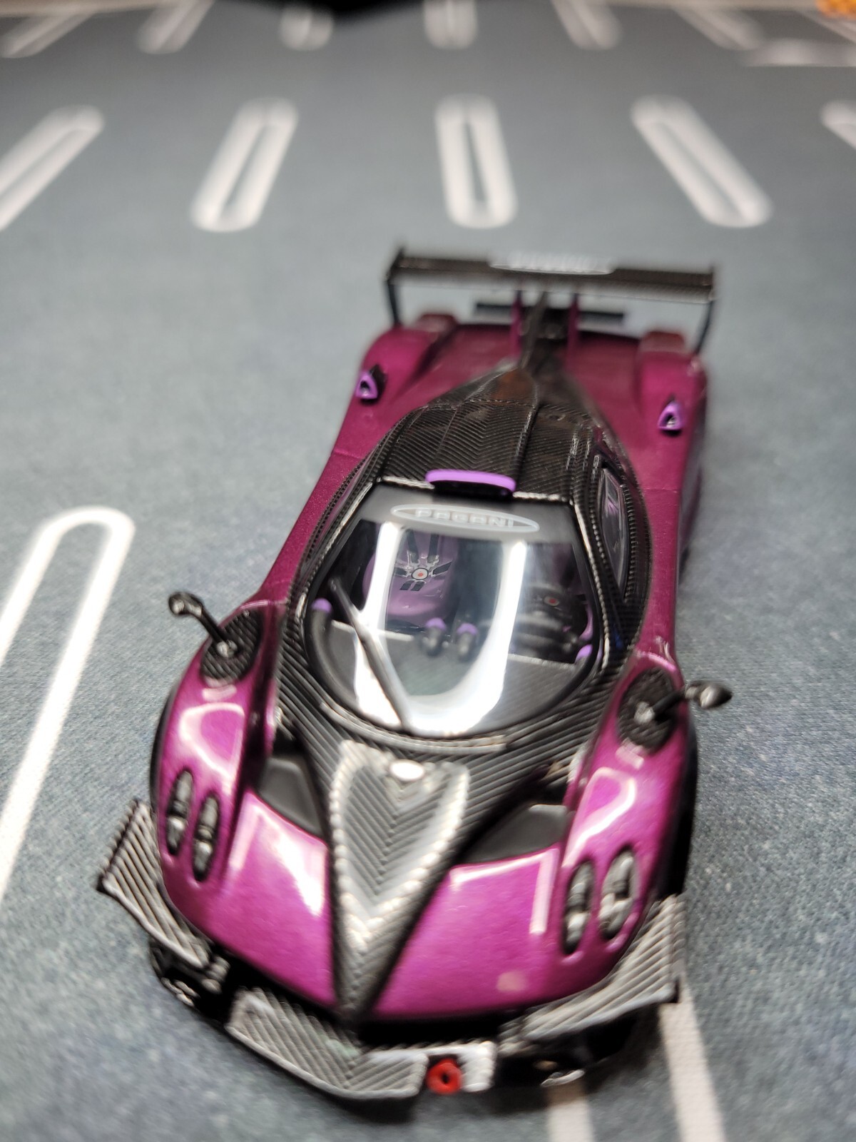 CM Model 1:64 Pagani Zonda Revolucion – Purple – Limited Edition