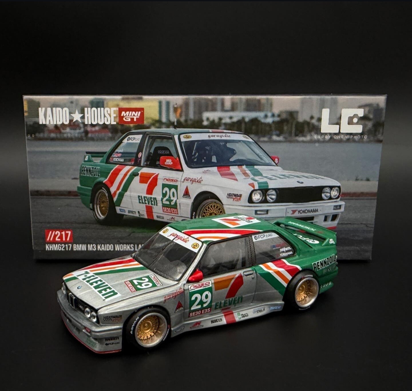 RAW-Kaido House x Mini GT 1:64 BMW M3 Kaido Works Larry Chen V1