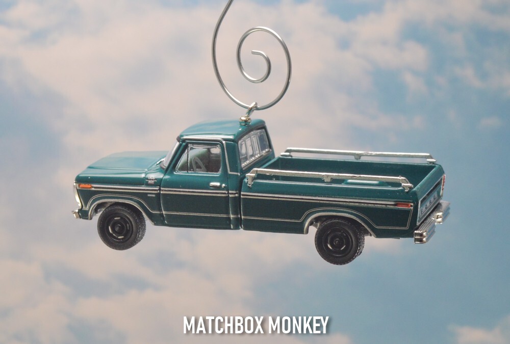 1978 Ford F-150 Ranger XLT Retro 4×4 Truck Pickup Custom Christmas Ornament