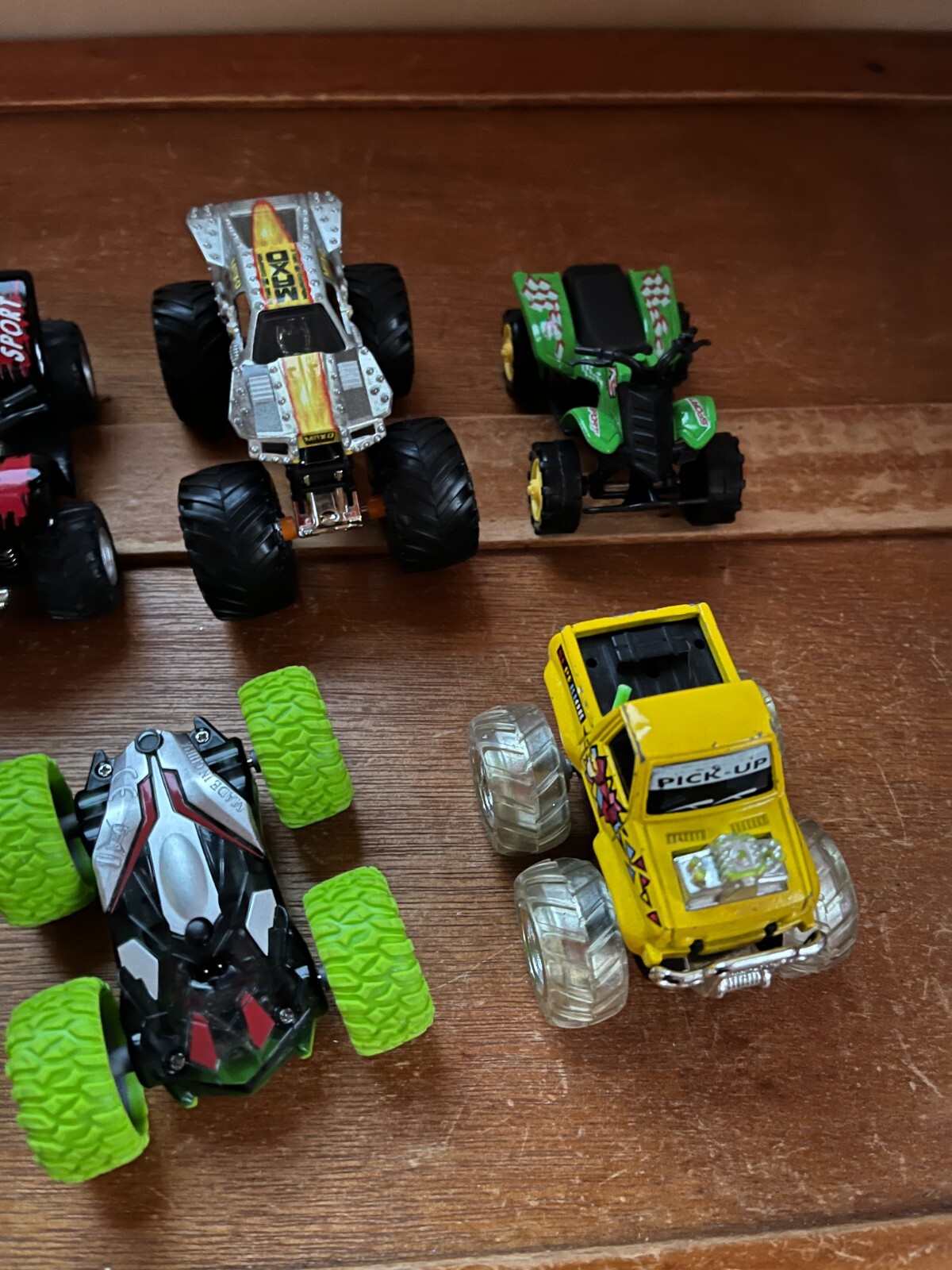 Mixed Plastic Diet Cast Metal Monster Car Truck & ATV & Flip Over Vehicles –