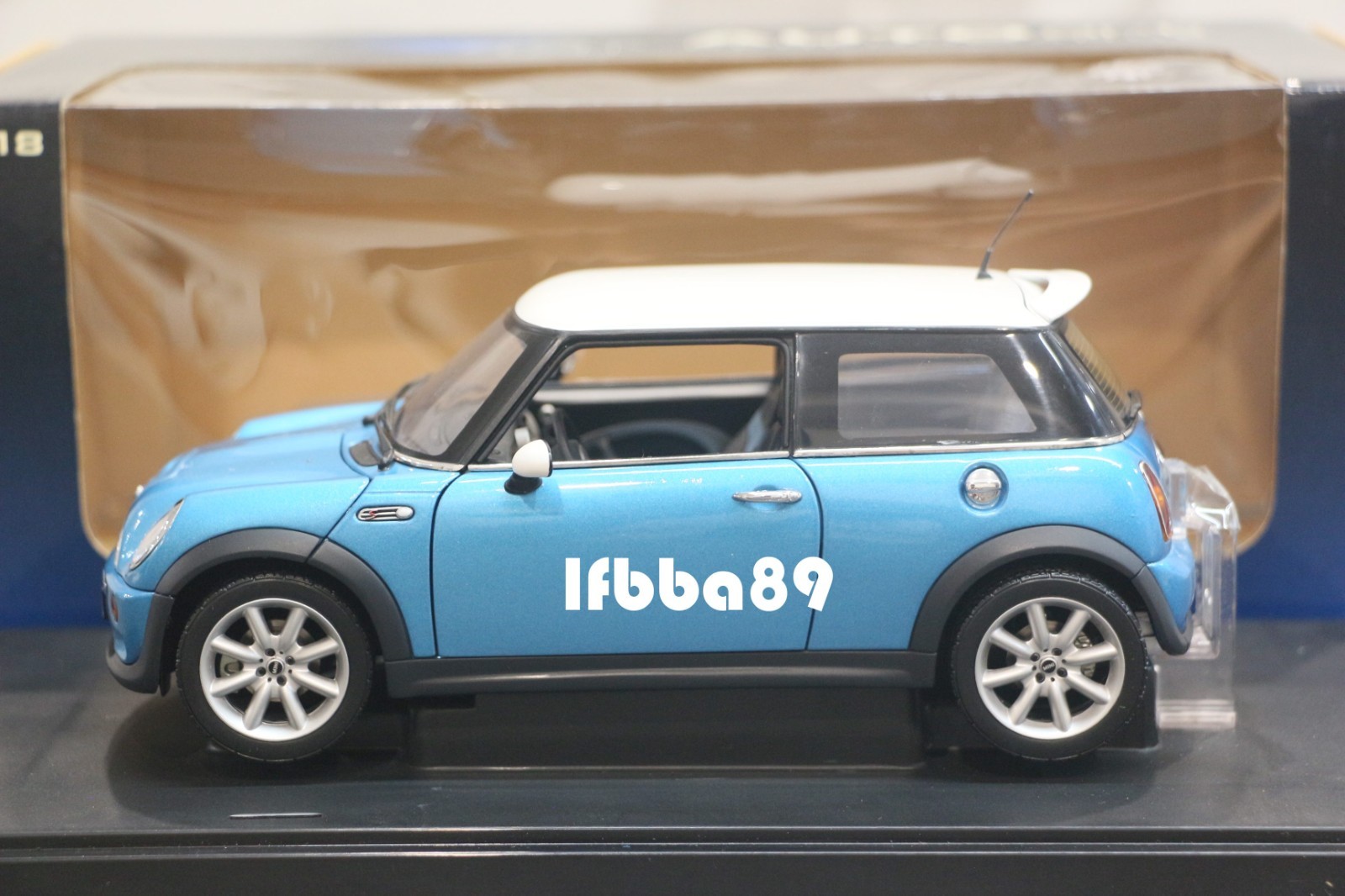 AUTOart 1/18 MINI COOPER S R53 74841