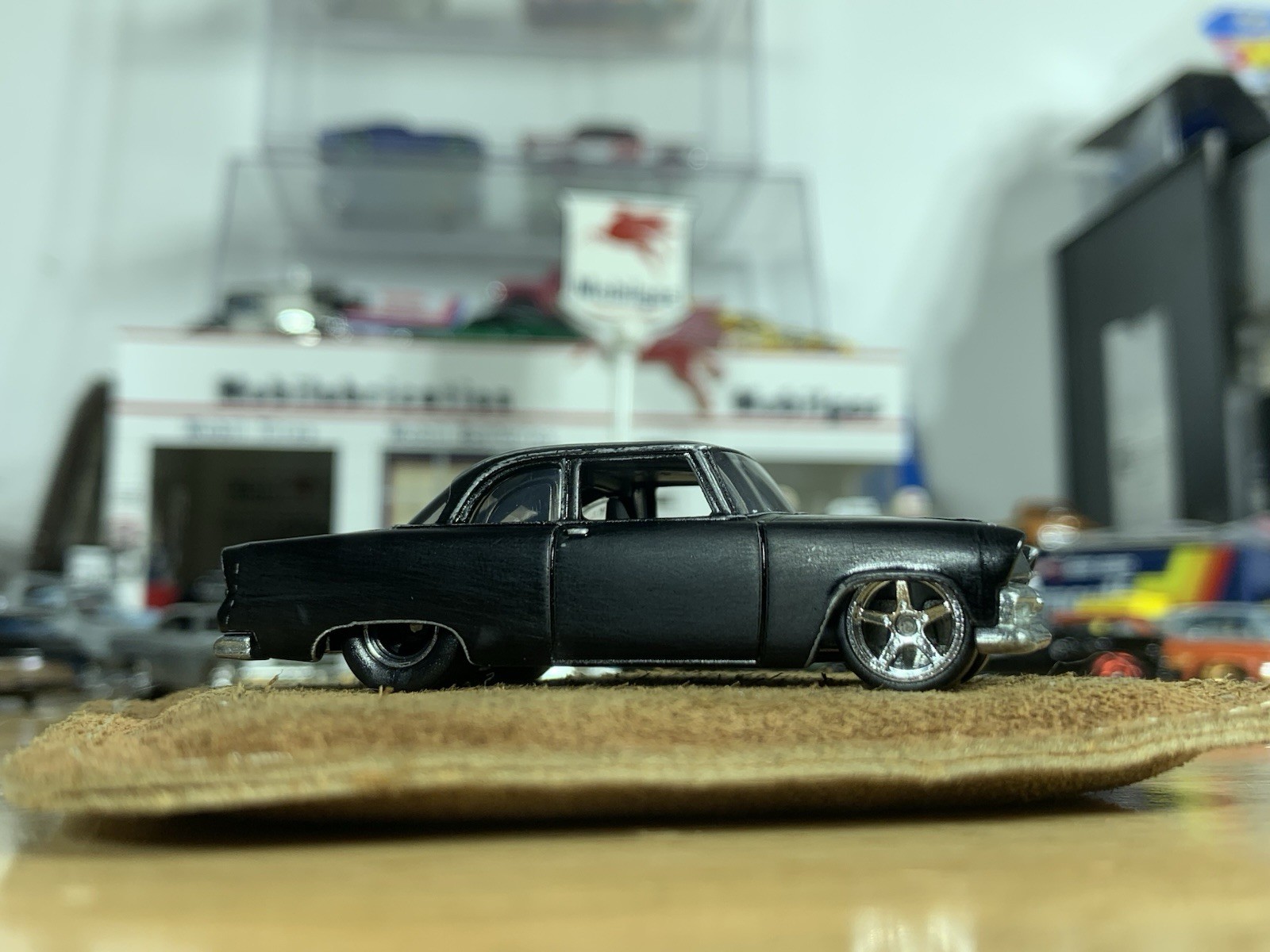 Hot Wheels Customized 1955 Plymouth Savoy Hot Rod Patina Matt Black Metal Base