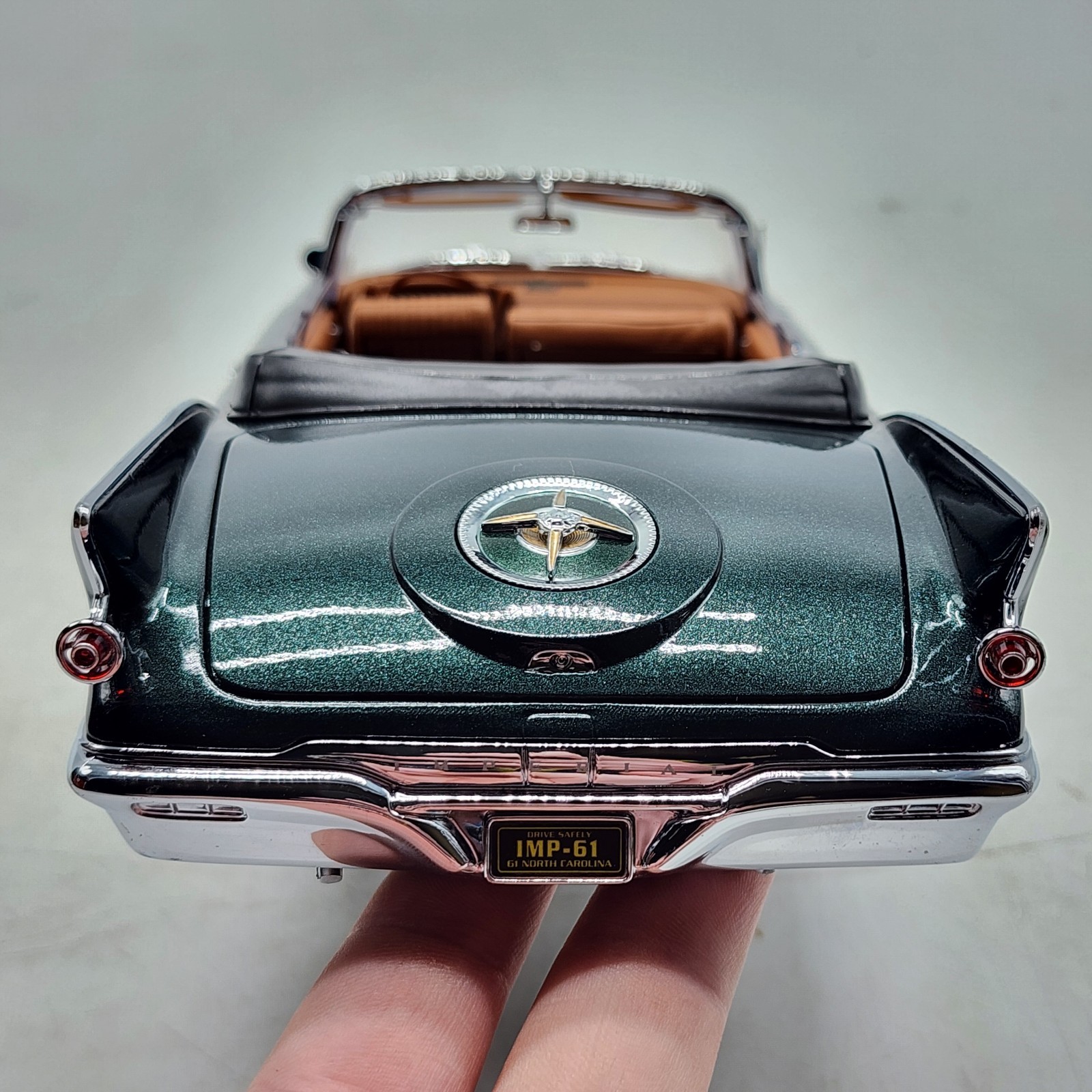 54Z Signature Models 1961 Imperial Crown Convertible 1:18 Rare Color Variant