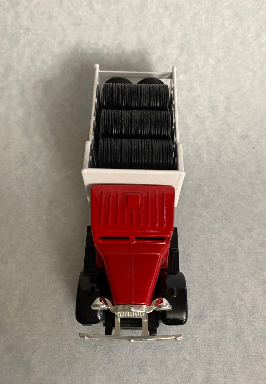 Lledo Diecast Atlas Tires – Standard Oil Products 1:64 TOY185
