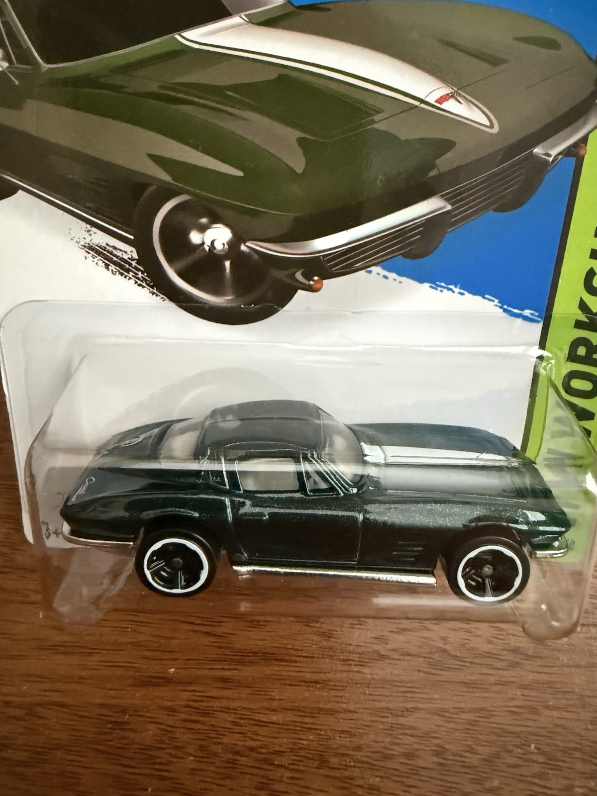 HOT WHEELS 2015 KMART Exclusive Green Color Variation 64 Corvette Stingray