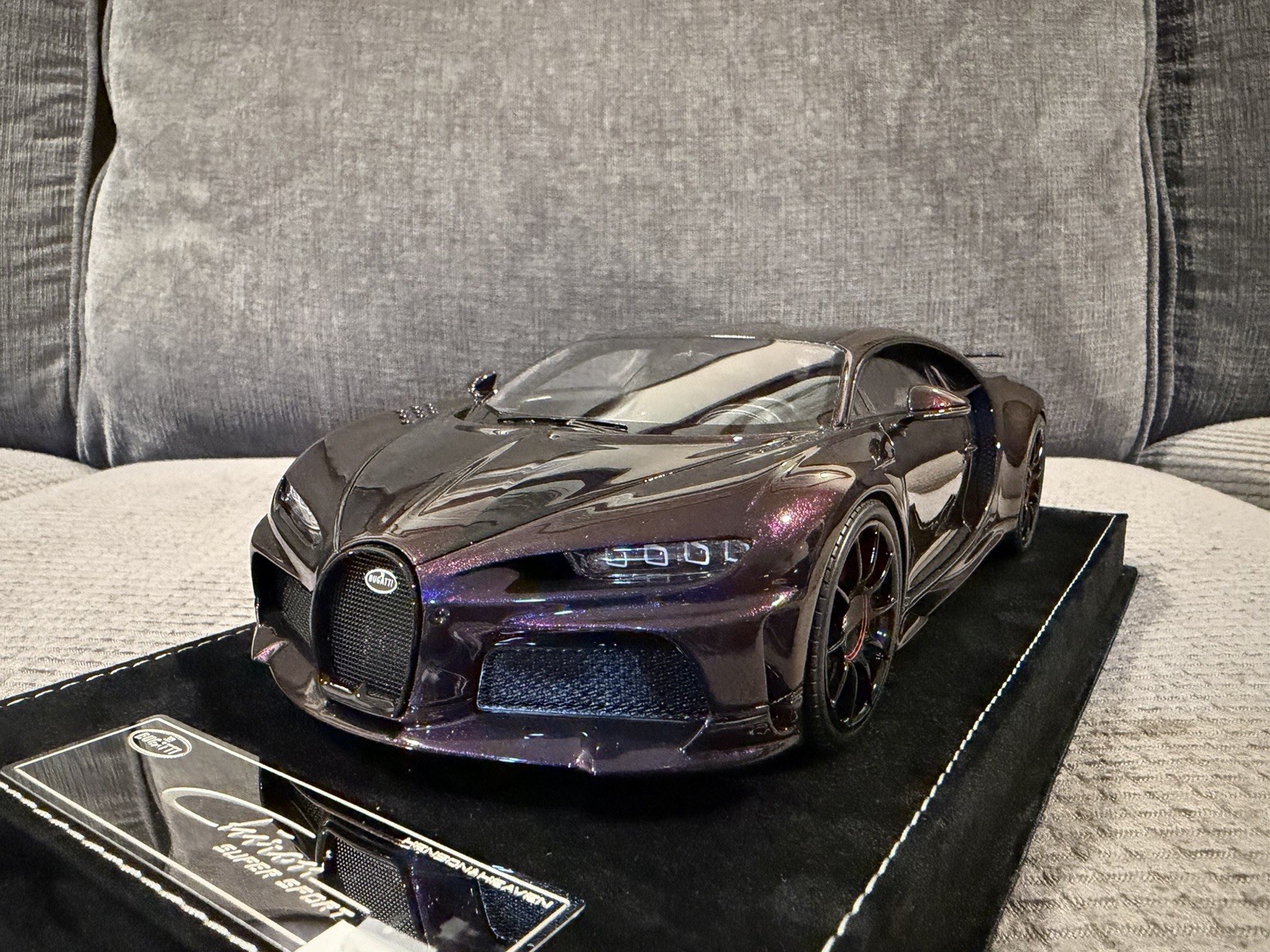 1/18 HH Henson & Heaven Bugatti Chiron SuperSport Chameleon Purple Limited 30pcs