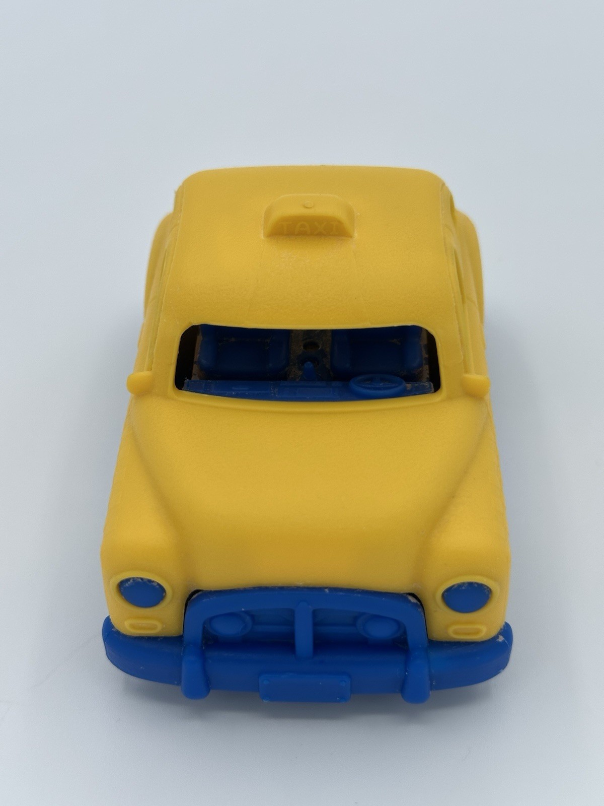Wonder Wheels Battat Blue and Yellow Toy Plastic Car 2.5″x 3.75″