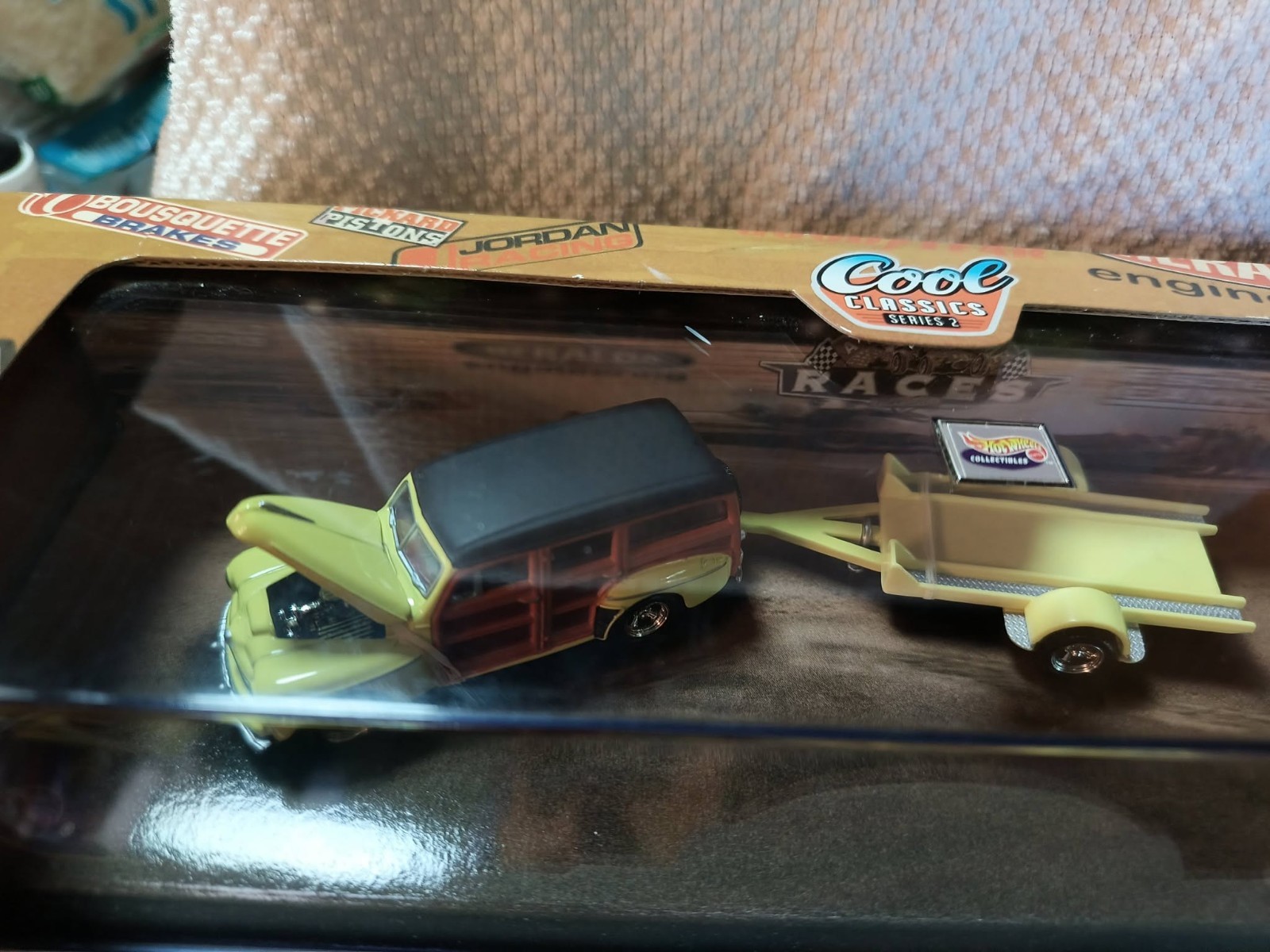 Hot Wheels A Night at the Races ’48 Woodie and 60’s Sprint Car. First Run Tool!