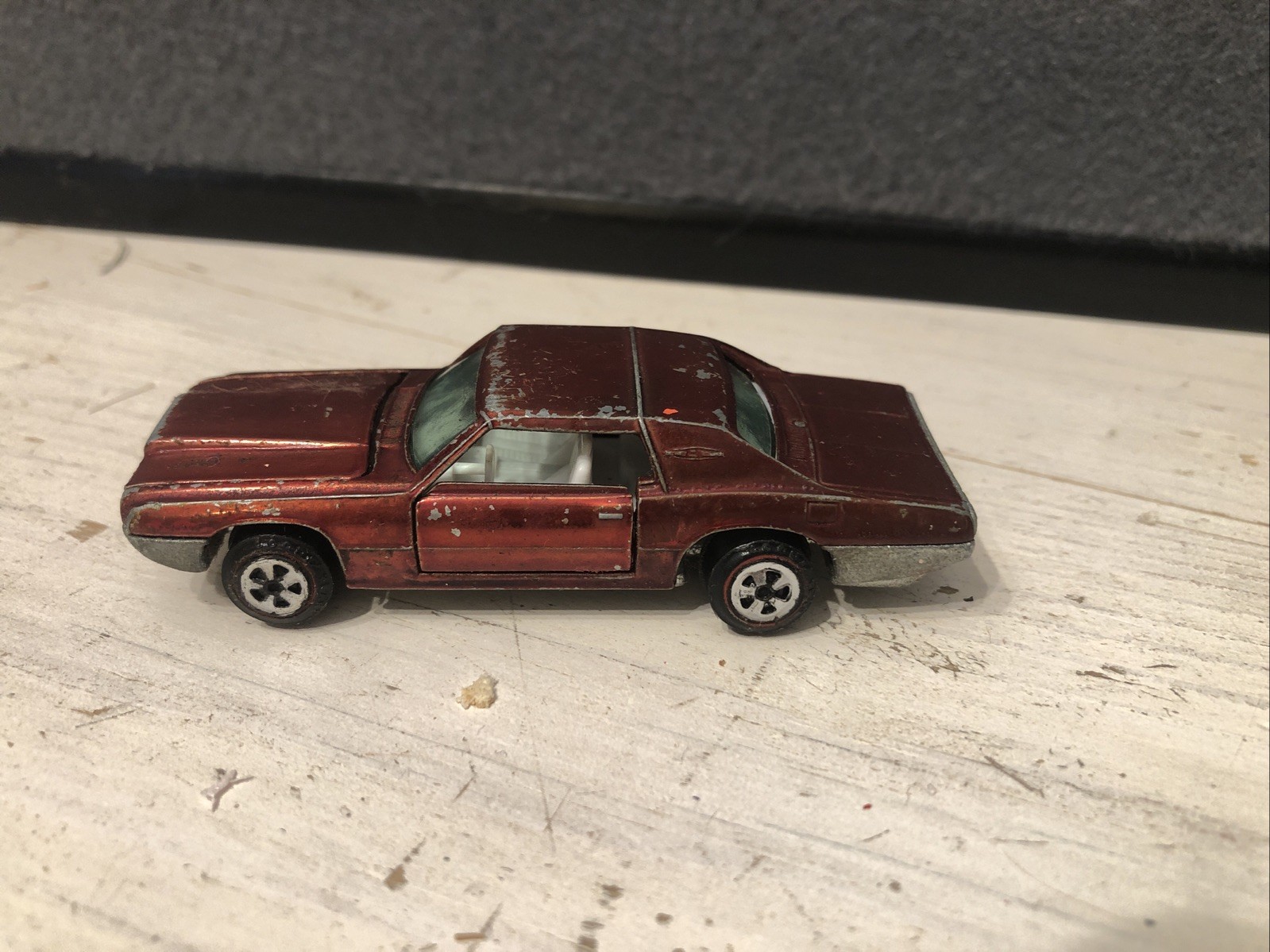 3 Vintage Johnny Lightning Topper 1969 1-Red,2-bronze Custom Thunderbird Redline