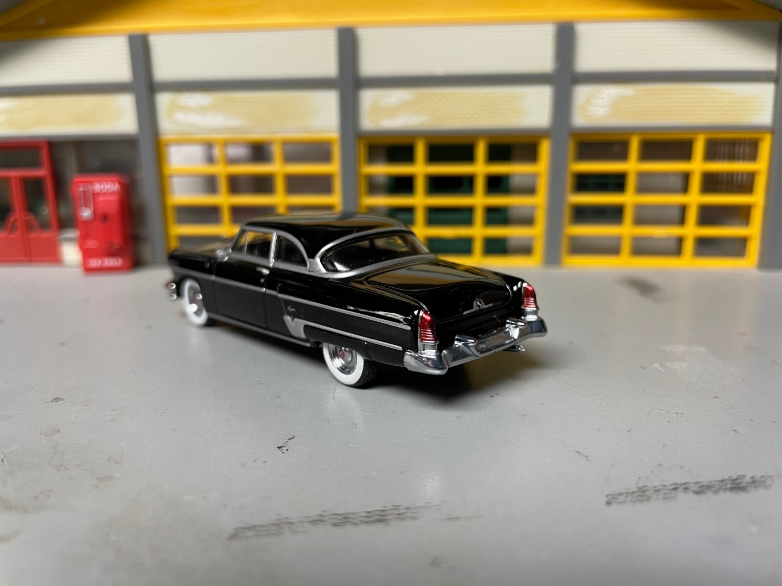 1/64 1954 LINCOLN CAPRI/BLACK/BLACK INT/RUBBER WW /STK HUBCAPS/ “LOTS OF DETAIL”