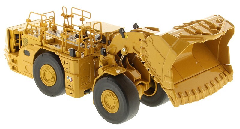 CAT Caterpillar R2900 XE Underground Mining Loader 1/50 BY DIECAST MASTERS 85719