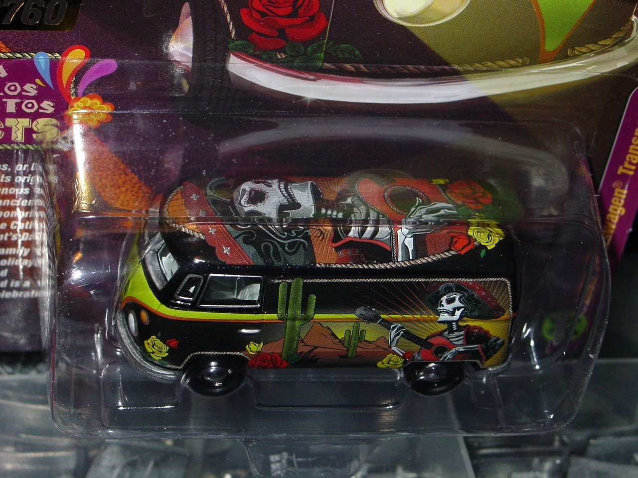 JOHNNY LIGHTNING 1965 VOLKSWAGEN VW GRATEFUL HIPPIE BUS -Black, MIP 1/2496