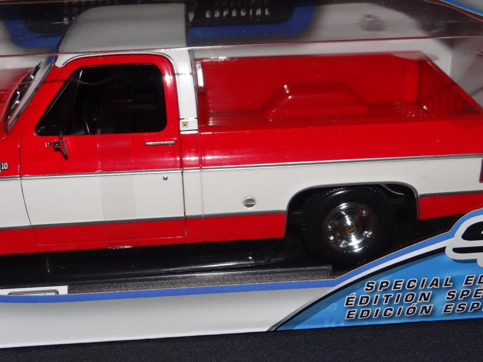 1974 Chevrolet C10 Cheyenne Super, Die-Cast Special Edition