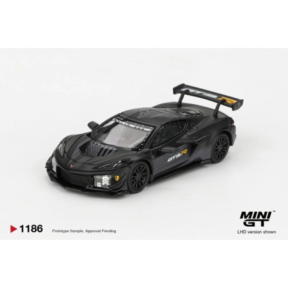 Chevrolet Corvette Z06 Gt3.r Road America Test Car (LHD) MGT01186-L 1:64 Mini GT