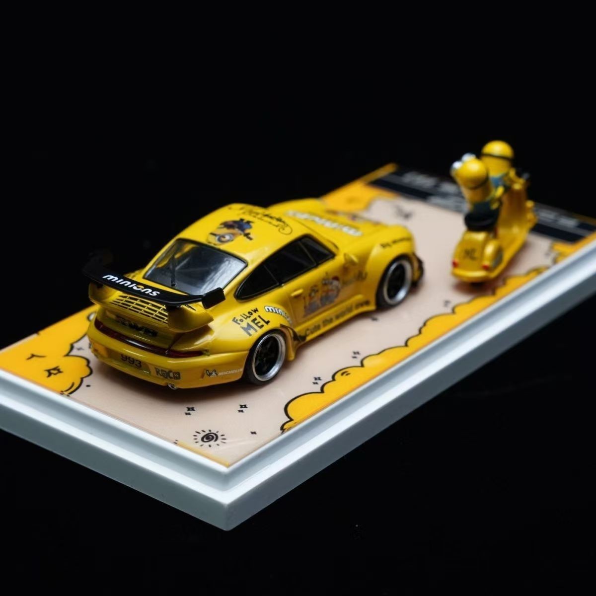 1/64 For Porsche 993 RWB Minions Painted Alloy Model Car