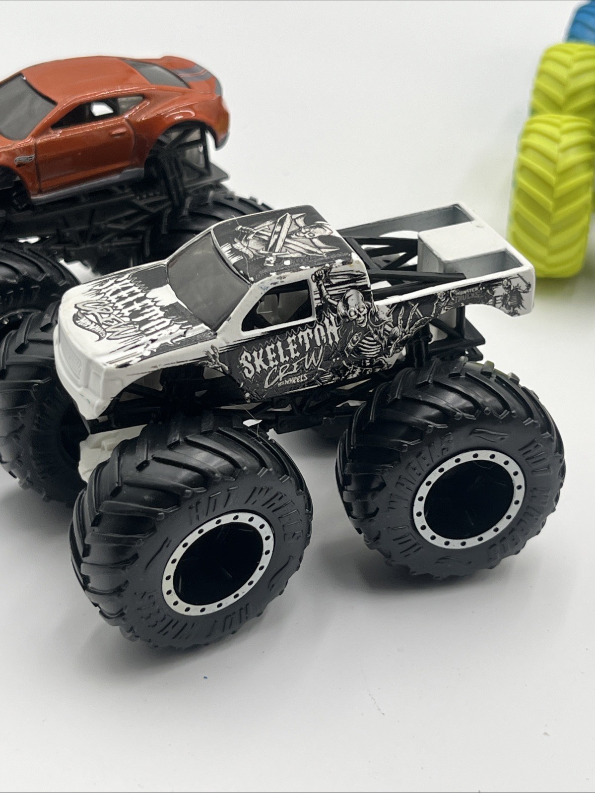 Monster Truck 12-Piece Lot Spinmaster Monster Jam & Hot Wheels Monster Trucks