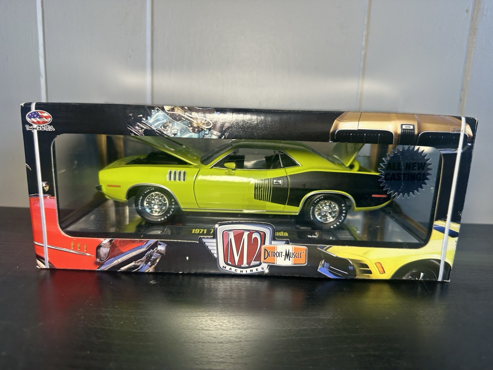 M2 Machines 1/24 Premium Edition Detroit-Cruisers 1971 Plymouth Hemi Cuda
